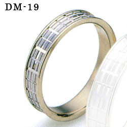 DAKS RM-19 Pt900/K18WG�����O